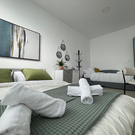 Aiolos Chania Center Luxury Apartment Near The Garden Eksteriør bilde